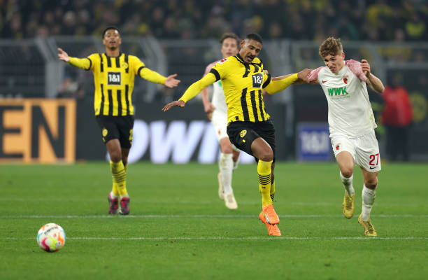 Dortmund mengalahkan Augsburg saat Haller kembali