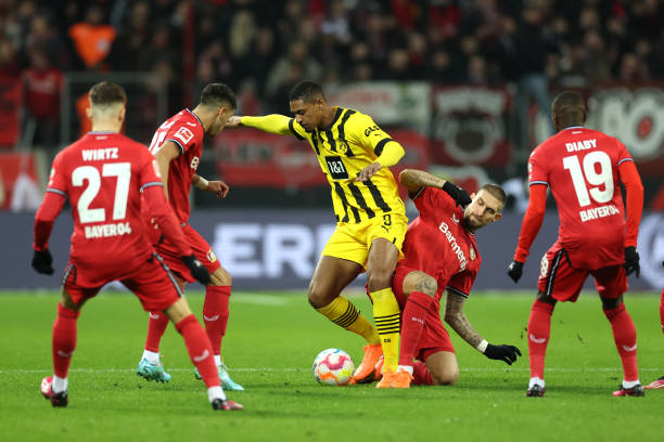 Dortmund mengalahkan Leverkusen sebagai Haller membuat start pertama